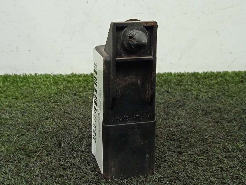 Recambio de caja precalentamiento para lancia voyager (404) 2.8 16v crd cat referencia OEM IAM 0281003040  