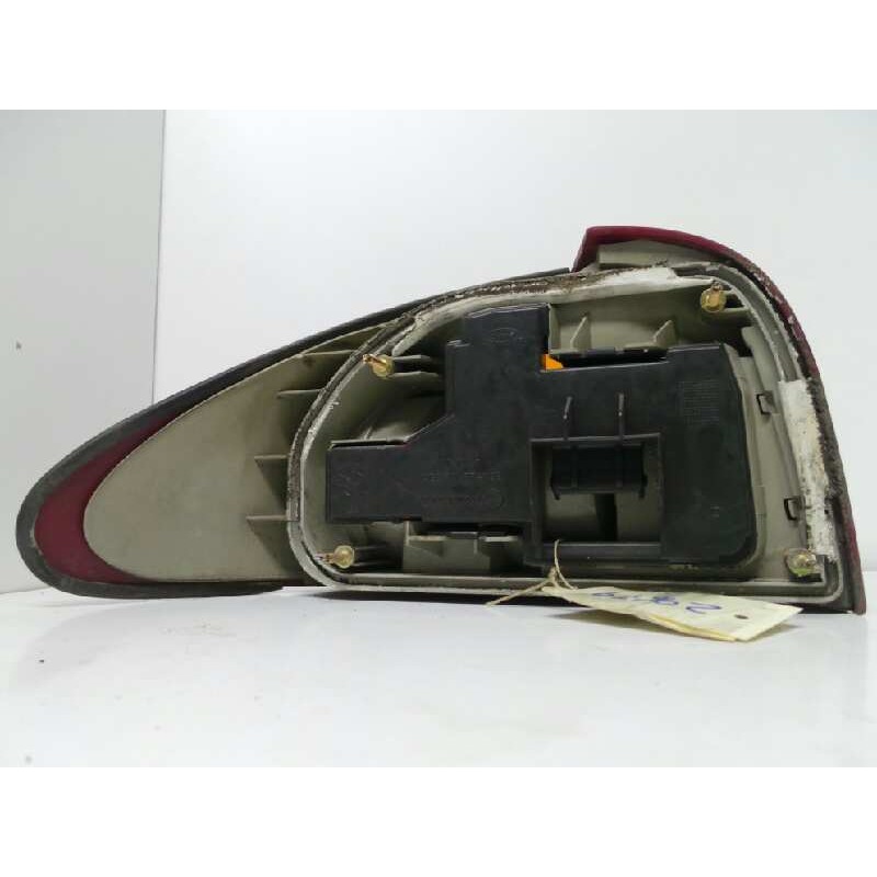 Recambio de piloto trasero derecho para ford mondeo berlina/familiar (fd) referencia OEM IAM 5P 5.PUERTAS 5P