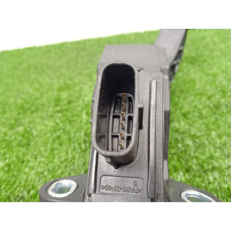 Recambio de potenciometro pedal para toyota yaris 1.3 16v cat referencia OEM IAM 781100D120 6.PINES 