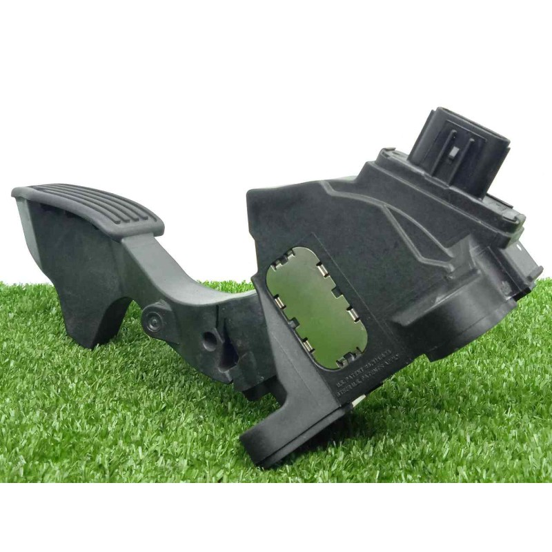 Recambio de potenciometro pedal para toyota yaris 1.3 16v cat referencia OEM IAM 781100D120 6.PINES 