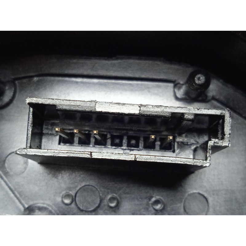 Recambio de cerradura puerta trasera izquierda para bmw 3 (e90) 320 d referencia OEM IAM SINREFERENCIA  