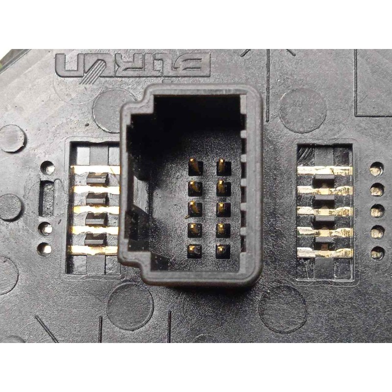 Recambio de warning para toyota yaris 1.3 16v cat referencia OEM IAM 839500D050 10.PINES 