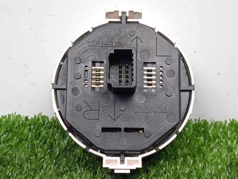 Recambio de warning para toyota yaris 1.3 16v cat referencia OEM IAM 839500D050 10.PINES 