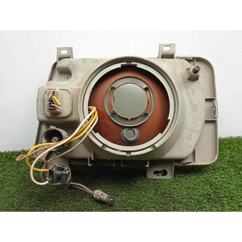 Recambio de faro derecho para seat ibiza 1.2 referencia OEM IAM  85. EUROPEA