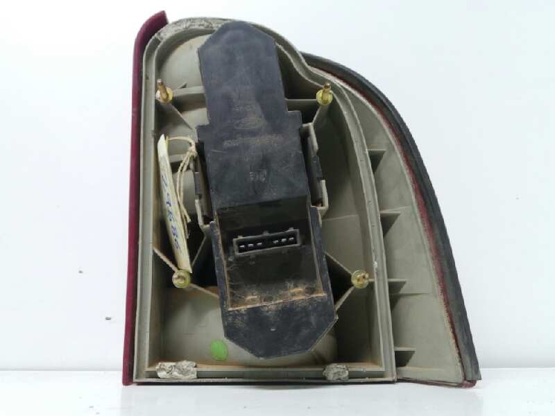 Recambio de piloto trasero izquierdo para ford mondeo berlina/familiar (fd) referencia OEM IAM  RANCHERA 