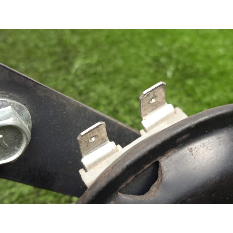 Recambio de claxon para kawasaki ninja 250 r referencia OEM IAM 270030058-SM09F25 2.PINES 