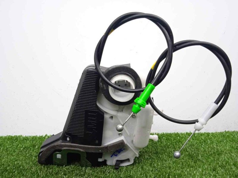 Recambio de cerradura puerta trasera izquierda para toyota yaris 1.3 16v cat referencia OEM IAM 690600D310 2.PINES 