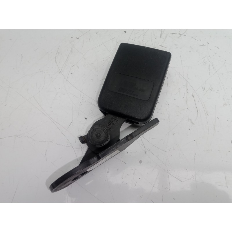 Recambio de enganche cinturon trasero derecho para renault laguna iii 1.5 dci diesel referencia OEM IAM   