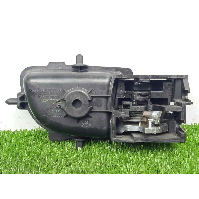 Recambio de maneta interior delantera izquierda para toyota yaris 1.3 16v cat referencia OEM IAM 6920602300-6920602300C2  