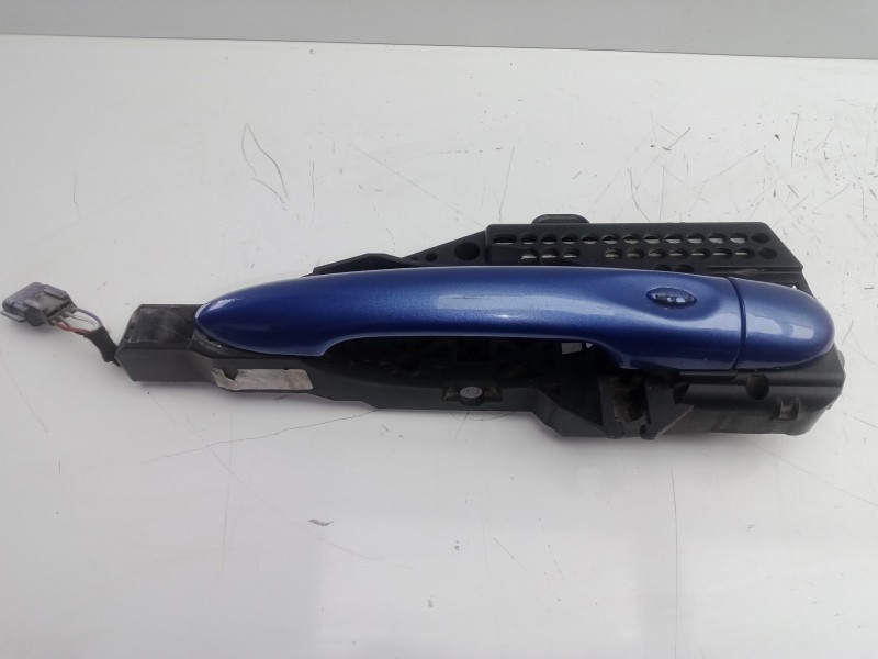 Recambio de maneta exterior delantera derecha para renault clio iv 1.2 tce energy referencia OEM IAM   