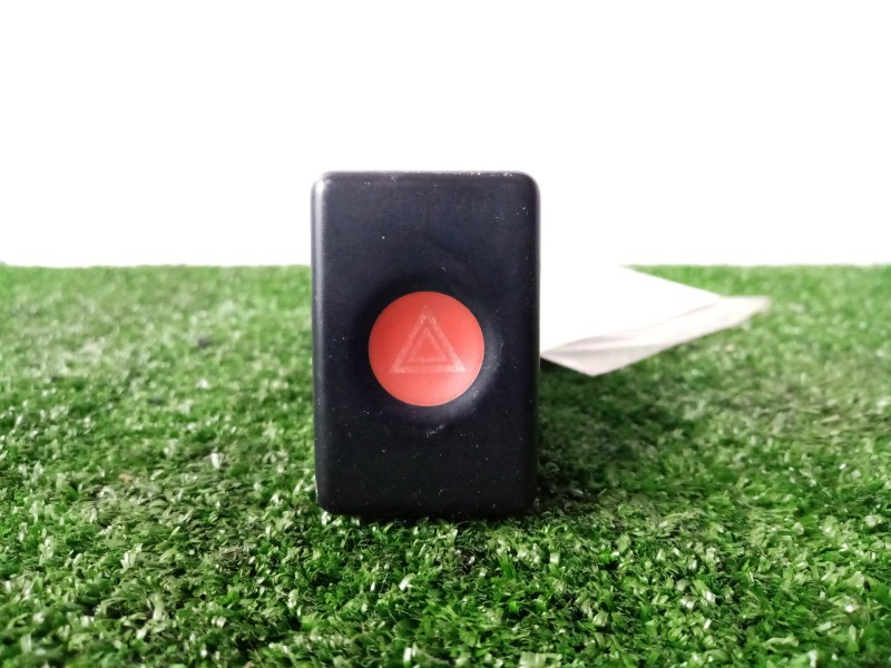 Recambio de warning para dacia logan 1.5 dci diesel cat referencia OEM IAM  8.PINES 