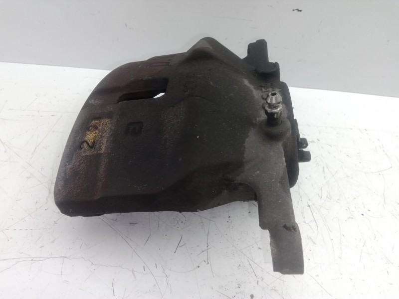 Recambio de pinza freno delantera izquierda para nissan qashqai (j10) 2.0 16v cat referencia OEM IAM 6059-97C  