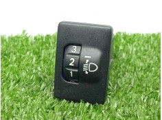 Recambio de regulador faros para toyota yaris 1.3 16v cat referencia OEM IAM 841520D090 4.PINES 