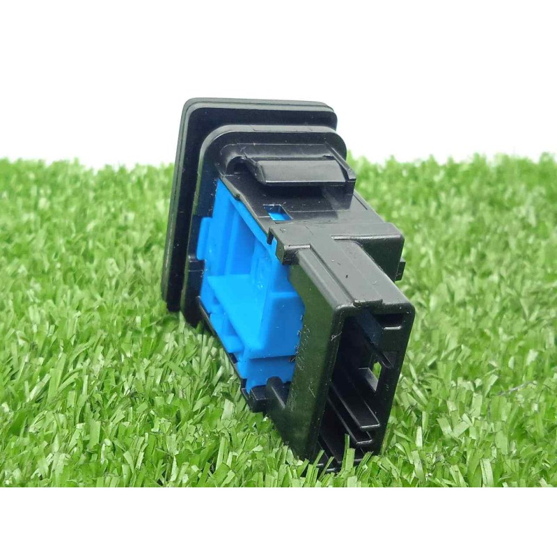 Recambio de mando esp para toyota yaris 1.3 16v cat referencia OEM IAM SINREFERENCIA 4.PINES 