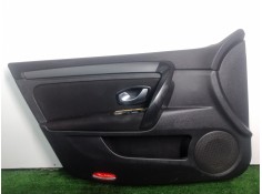 Recambio de guarnecido puerta delantera izquierda para renault laguna iii 1.5 dci diesel referencia OEM IAM  + MANETA INTERIOR 