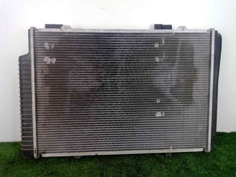 Recambio de radiador agua para mercedes-benz clase c (w202) berlina 2.5 diesel cat referencia OEM IAM RA0170350 615X425X45 ALUMI