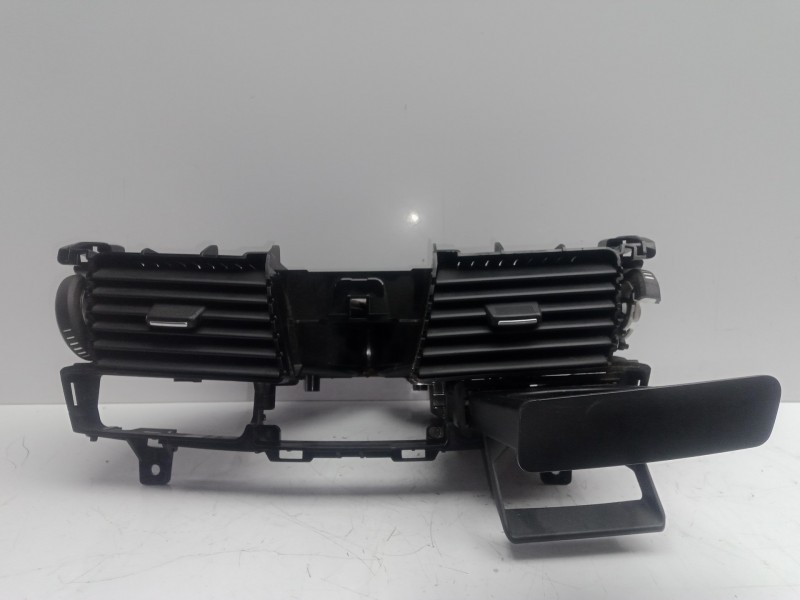 Recambio de aireador delantero central para renault laguna iii 1.5 dci diesel referencia OEM IAM 1001105-1002752  