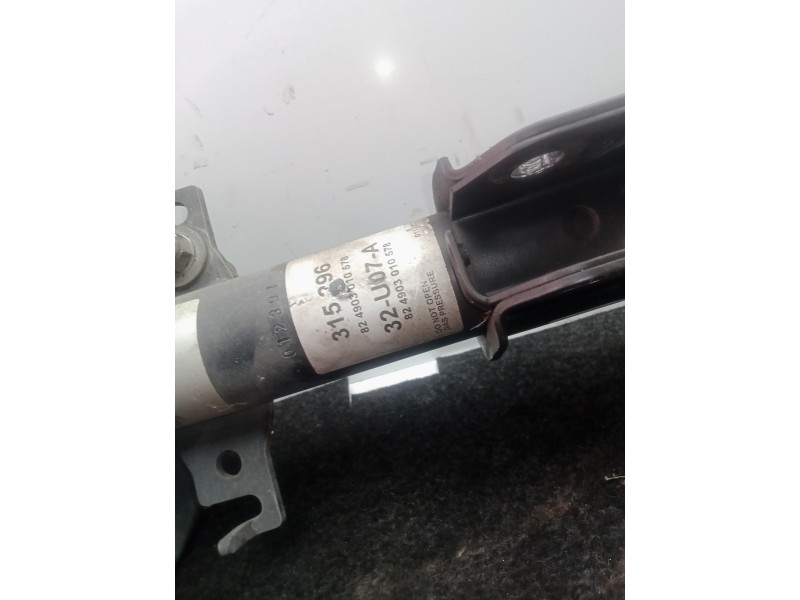 Recambio de amortiguador delantero izquierdo para renault scenic iii 1.5 dci diesel fap referencia OEM IAM 315296-32U07A-8249030