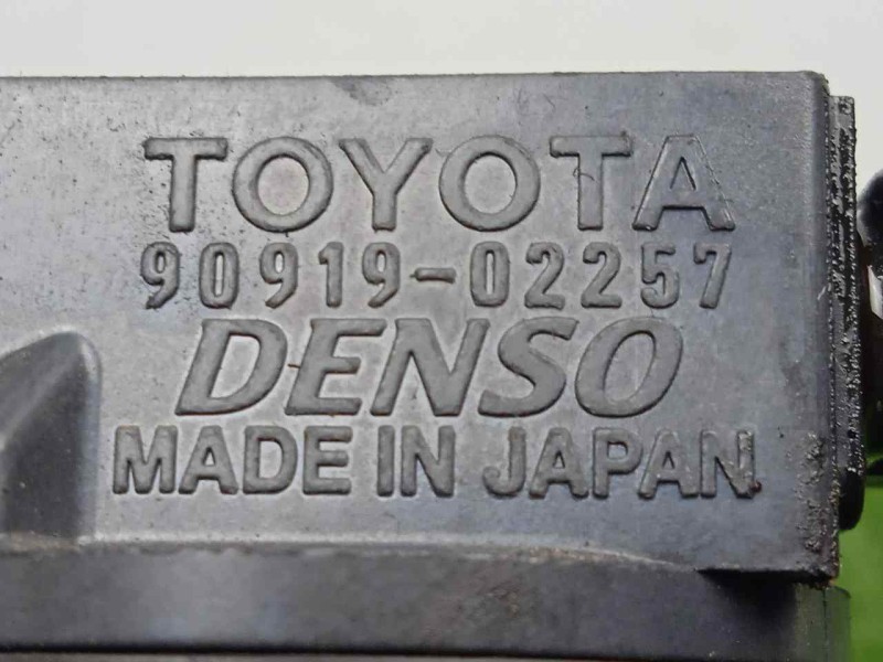Recambio de bobina encendido para toyota yaris 1.3 16v cat referencia OEM IAM 9091902257 4.PINES 1.CONEXION