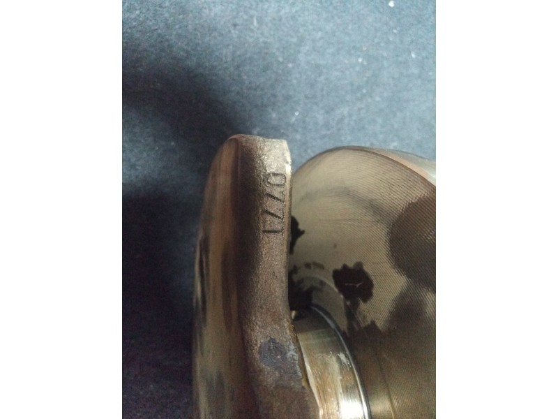 Recambio de cigueñal para audi a8 (d2) 4.2 v8 40v referencia OEM IAM 077T  