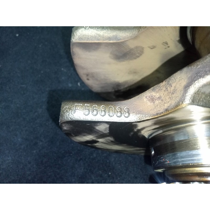 Recambio de cigueñal para audi a8 (d2) 4.2 v8 40v referencia OEM IAM 077T  