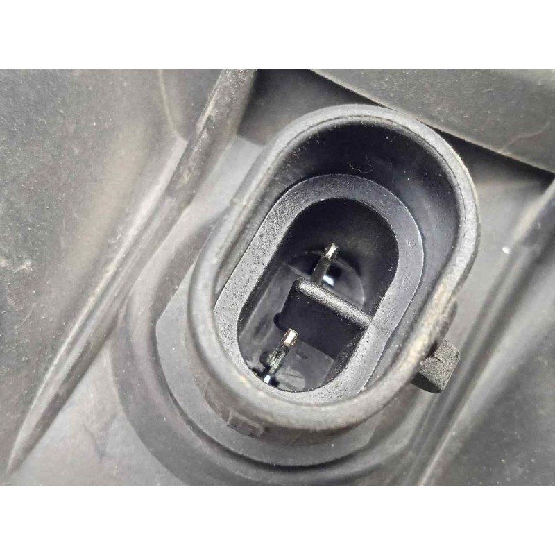 Recambio de faro derecho para opel zafira a 2.0 dti referencia OEM IAM  ZAFIRA.A 