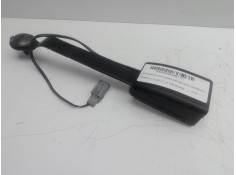 Recambio de enganche cinturon delantero derecho para renault clio iv 1.2 tce energy referencia OEM IAM 878177659R 2.PINES 