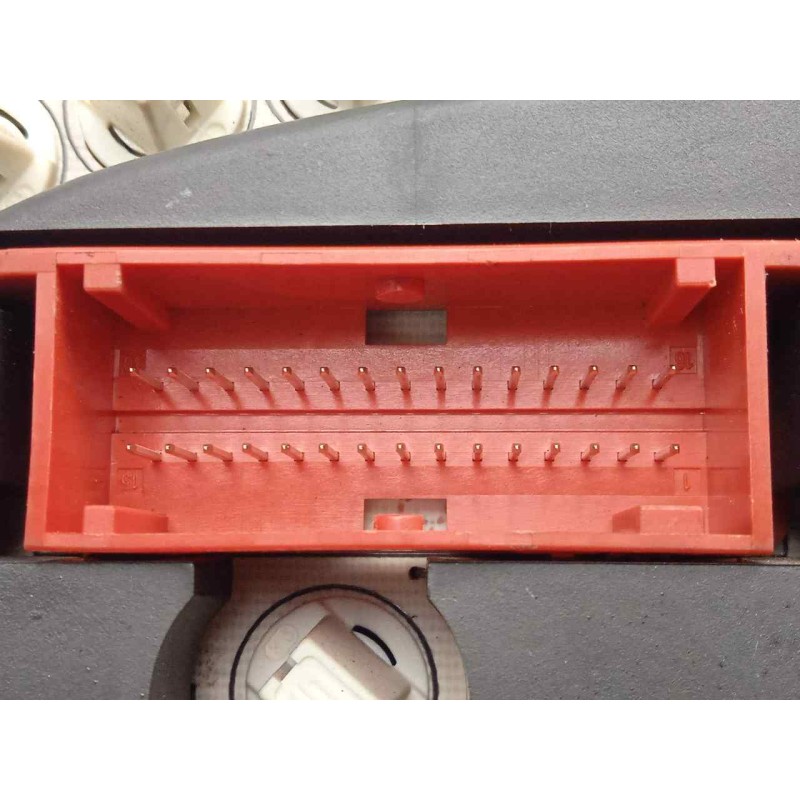 Recambio de cuadro instrumentos para renault laguna (b56) 1.9 dti diesel cat referencia OEM IAM 820002235C  