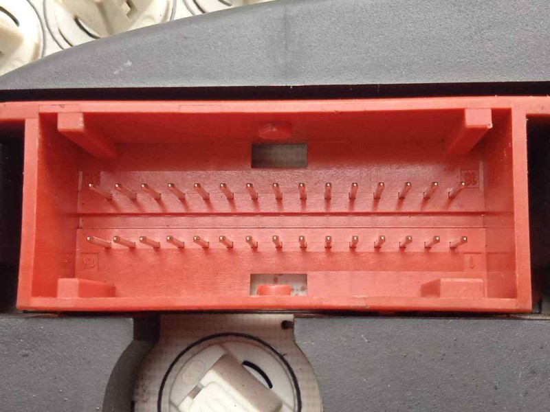 Recambio de cuadro instrumentos para renault laguna (b56) 1.9 dti diesel cat referencia OEM IAM 820002235C  