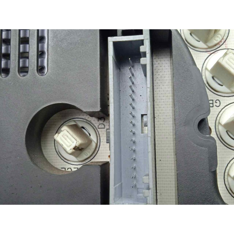 Recambio de cuadro instrumentos para renault laguna (b56) 1.9 dti diesel cat referencia OEM IAM 820002235C  