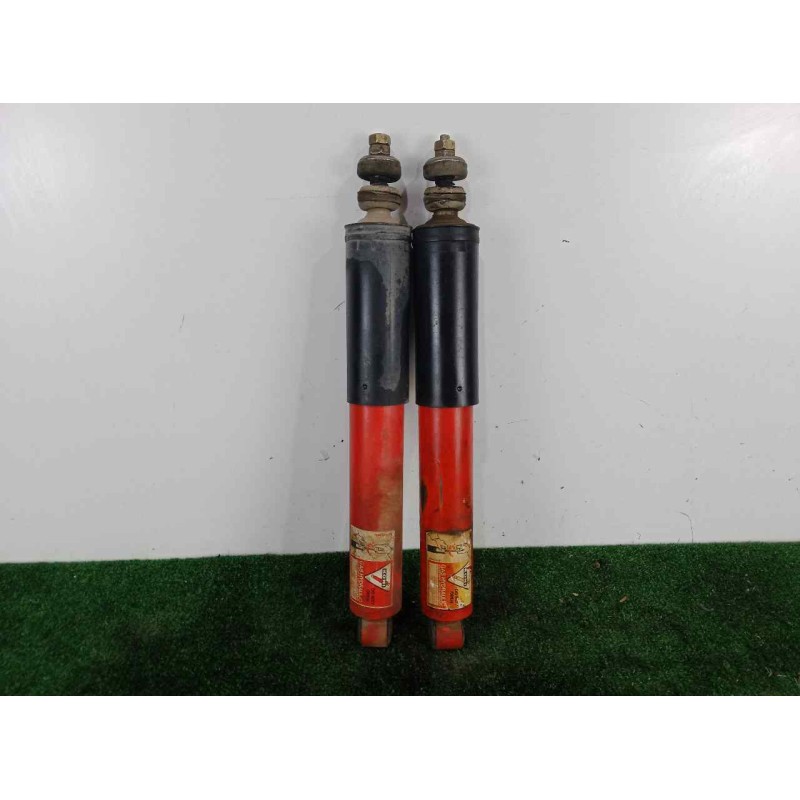 Recambio de juego amortiguadores trasero para opel frontera a 2.8 turbodiesel referencia OEM IAM 3015652297-3015650597  
