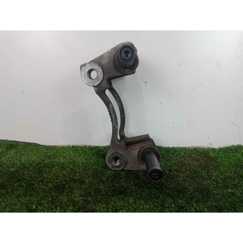 Recambio de portapinzas para iveco daily chasis- cabina (1999 =>) 2.3 hpi referencia OEM IAM  TRASERA IZQUIERDA