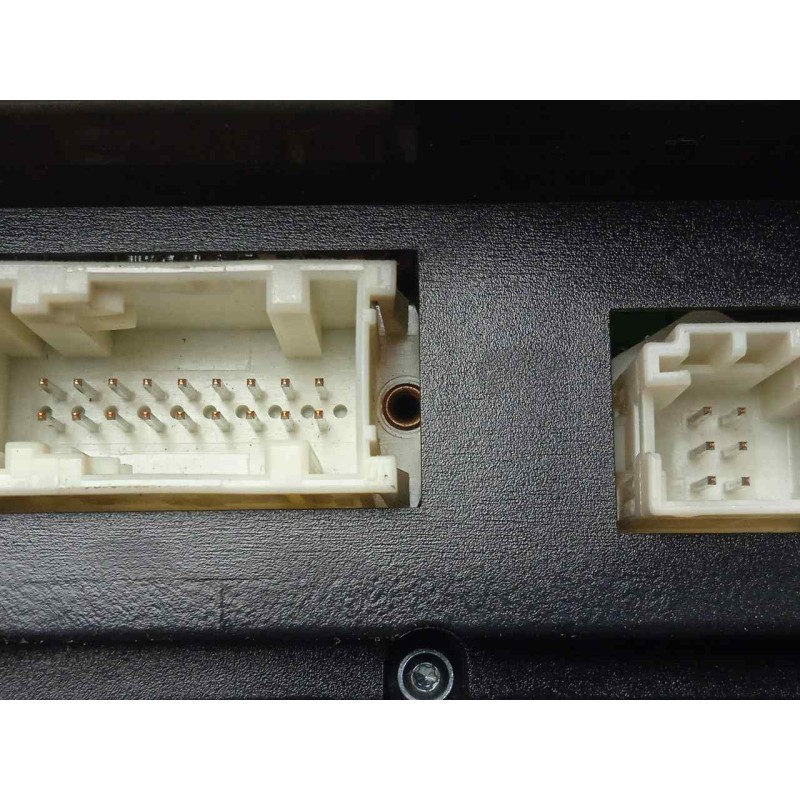 Recambio de mando climatizador para bmw x3 (e83) 2.0 16v diesel cat referencia OEM IAM 64113443981  