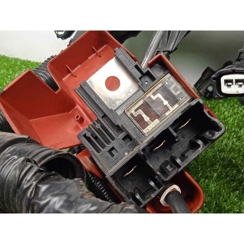 Recambio de instalacion electrica para toyota yaris 1.3 16v cat referencia OEM IAM 821210DN20  