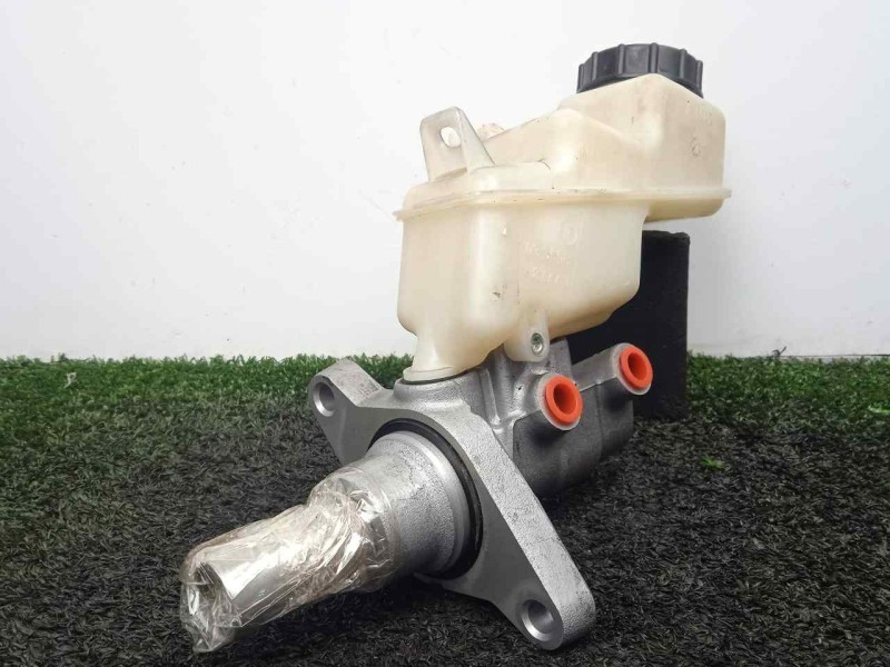 Recambio de bomba freno para toyota yaris 1.3 16v cat referencia OEM IAM 4720109650-472200D080  