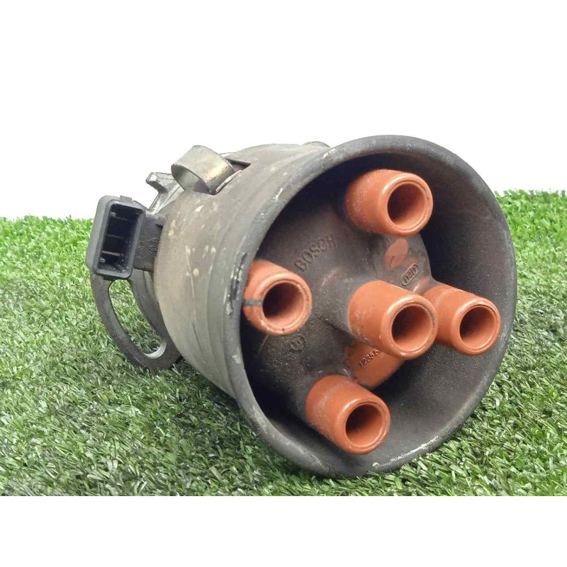 Recambio de delco para volkswagen polo berlina (6n1) 1.0 referencia OEM IAM 1235522443 BOSCH 3.PINES