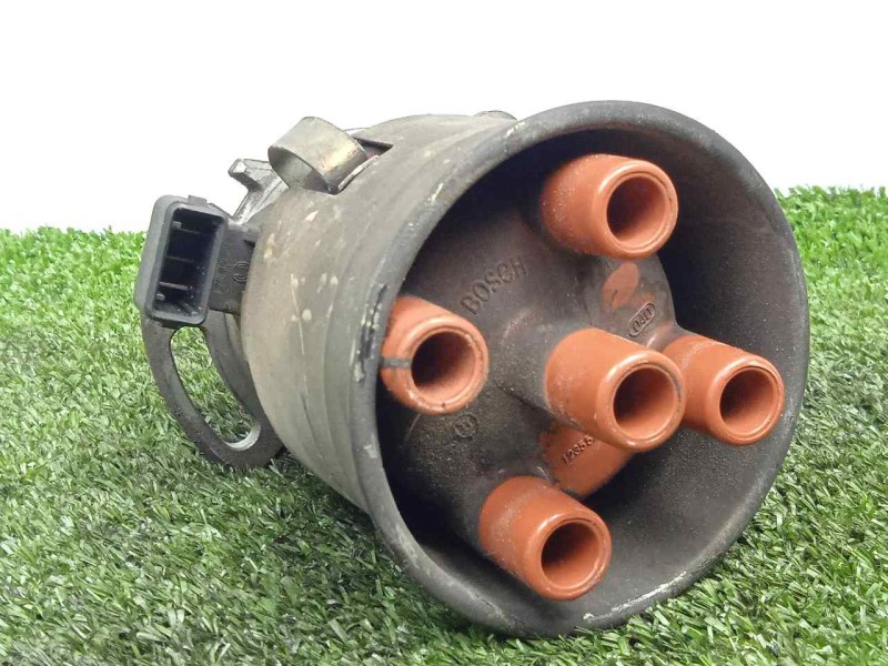 Recambio de delco para volkswagen polo berlina (6n1) 1.0 referencia OEM IAM 1235522443 BOSCH 3.PINES