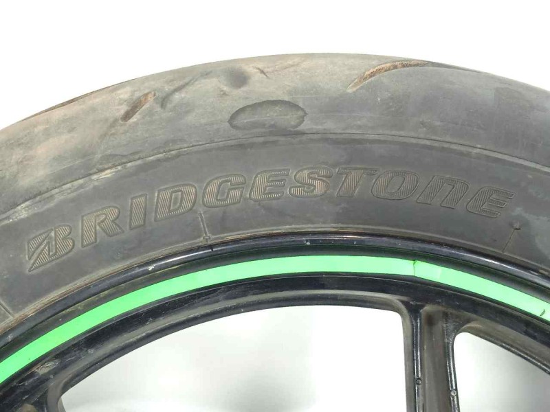 Recambio de llanta para kawasaki ninja 250 r referencia OEM IAM 410730153QT-140/70R17-66H BRIDGESTONE BATTLAX 66H - TRASERA
