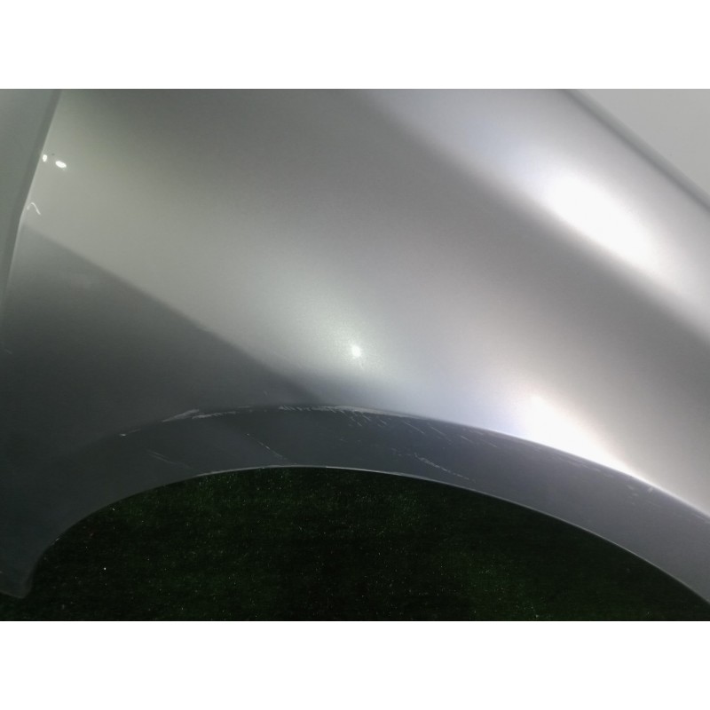 Recambio de aleta delantera derecha para renault laguna iii 1.5 dci diesel referencia OEM IAM   