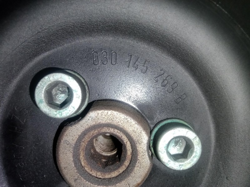 Recambio de bomba servodireccion para seat ibiza (6k1) 1.4 referencia OEM IAM 030145157-26046395WB-030145269B  