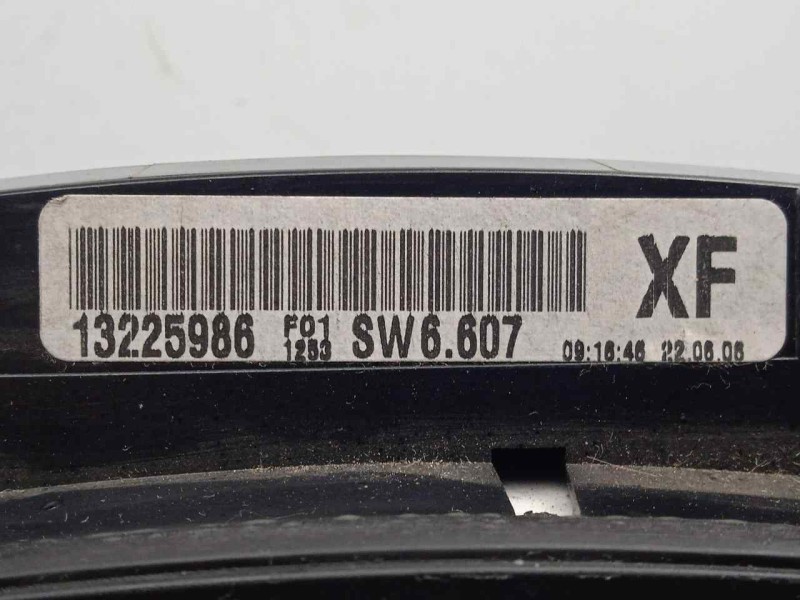 Recambio de cuadro instrumentos para opel zafira b 1.8 16v referencia OEM IAM 13225986  