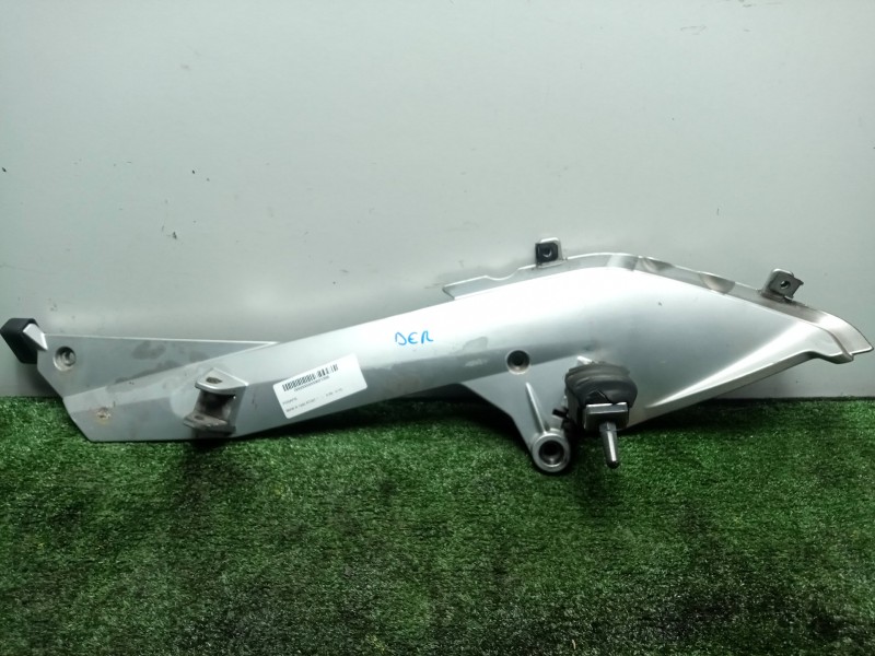 Recambio de posapie para bmw r 1200 rt/st referencia OEM IAM 4671767529002-11043010 DERECHO K26 - 05-10