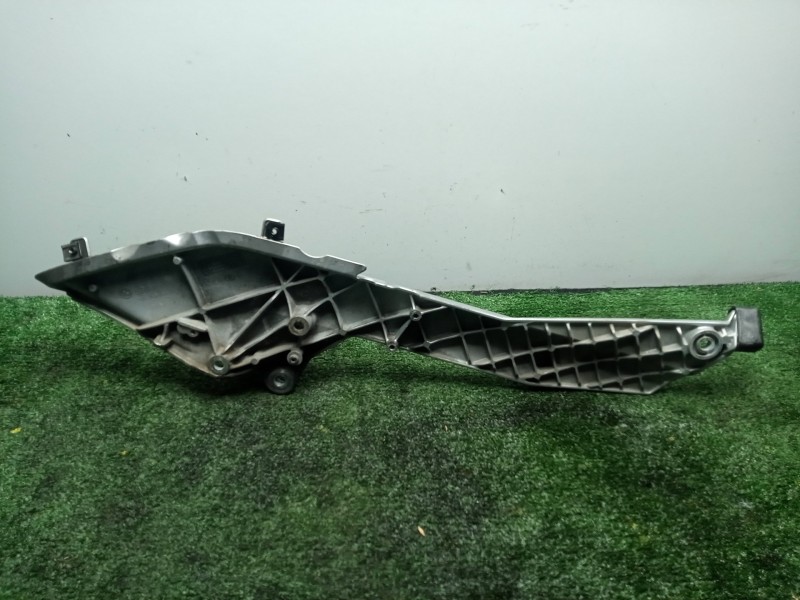 Recambio de posapie para bmw r 1200 rt/st referencia OEM IAM 4671767529002-11043010 DERECHO K26 - 05-10