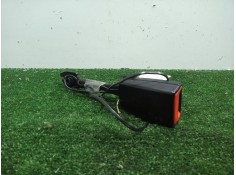 Recambio de enganche cinturon delantero izquierdo para iveco daily furgón 2.3 diesel referencia OEM IAM    2