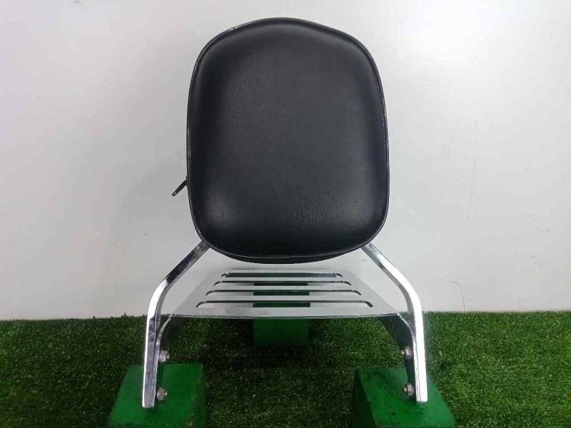 Recambio de asientos traseros para hyosung st 700i referencia OEM IAM SINREFERENCIA RESPALDO 