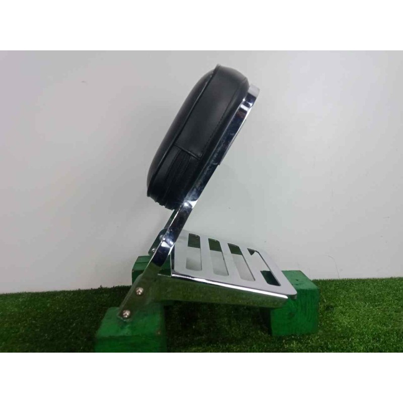 Recambio de asientos traseros para hyosung st 700i referencia OEM IAM SINREFERENCIA RESPALDO 