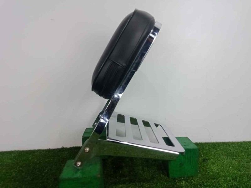 Recambio de asientos traseros para hyosung st 700i referencia OEM IAM SINREFERENCIA RESPALDO 