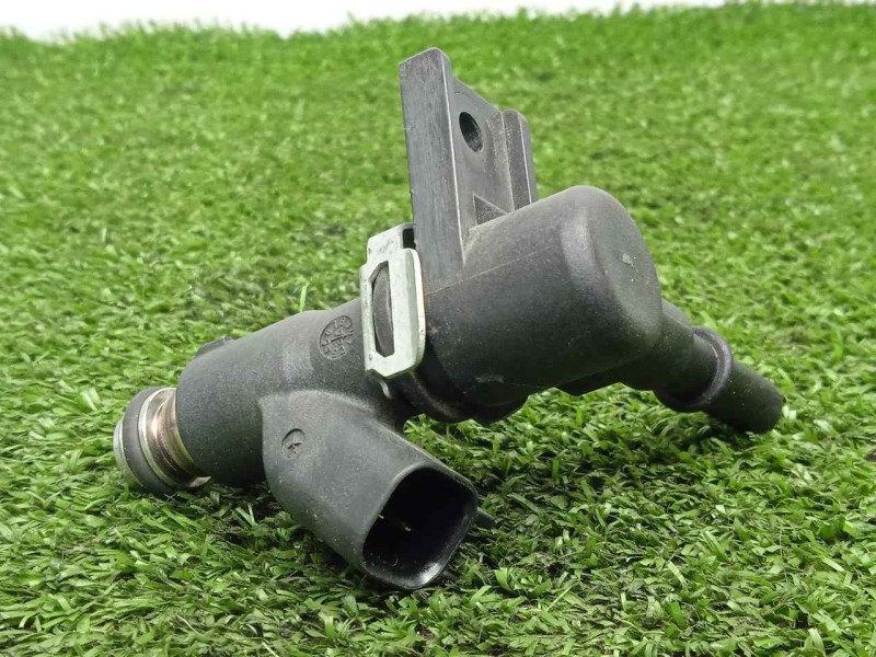 Recambio de inyector para hyosung st 700i referencia OEM IAM 28207328-15710HP9310 2.PINES 