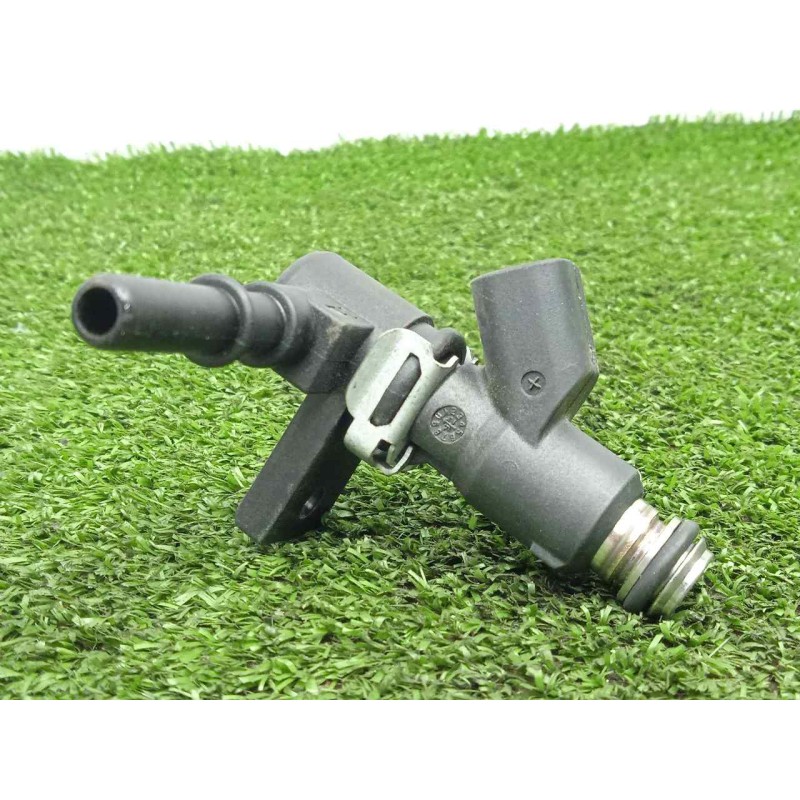 Recambio de inyector para hyosung st 700i referencia OEM IAM 28207328-15710HP9310 2.PINES 