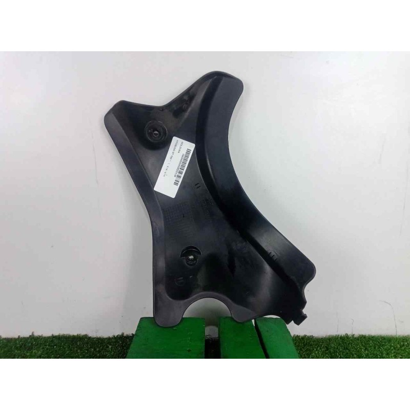 Recambio de moldura para hyosung st 700i referencia OEM IAM 47521H99D00 IZQUIERDO 